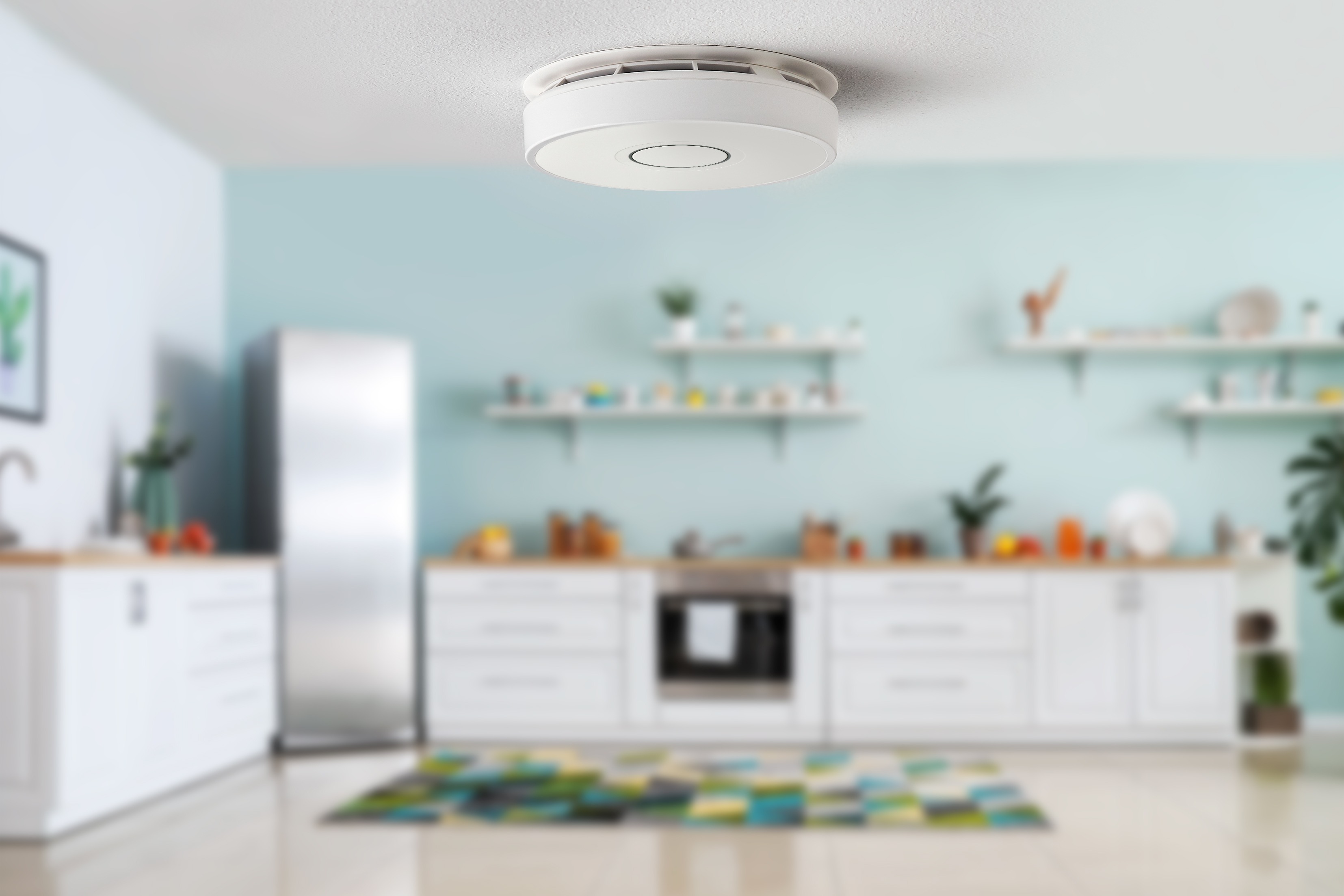 Detector de humo óptico en la cocina