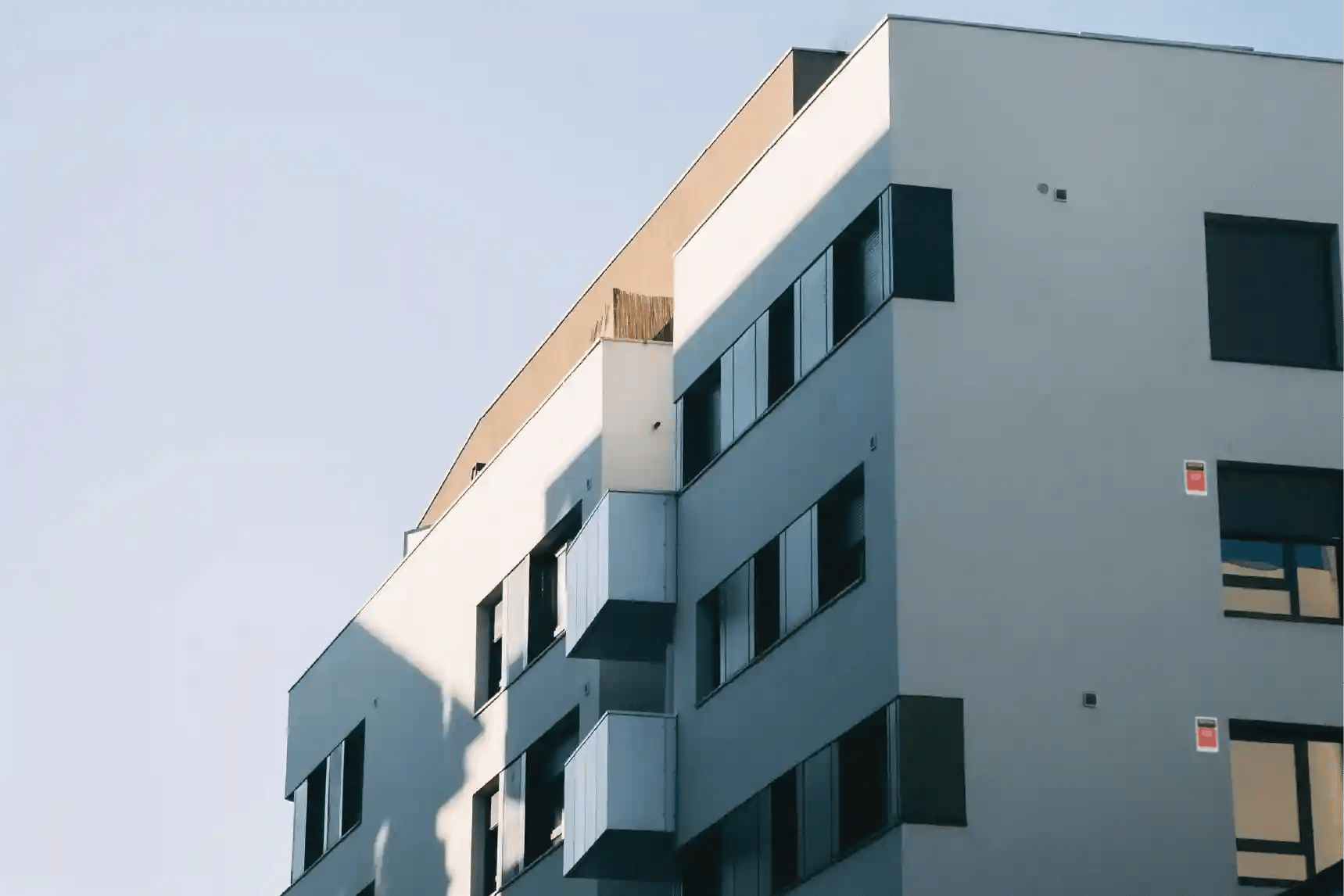 Protección para pisos intermedios con las alarmas para apartamentos
